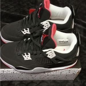 Jordan 4